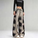 Grunge Sprayed Jeans